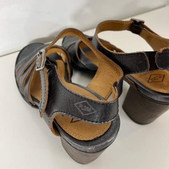 PALLADIUM Strappy Block Heel Sandals Metallic Look Womens Size 5.5 US Eur 36 - Picture 9 of 9